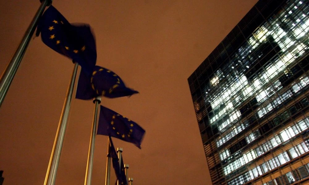 ΕΕ: Εξετάζονται μέτρα για την αποσυμφόρηση των κέντρων υποδοχής και παροχή βοήθειας στην Ελλάδα